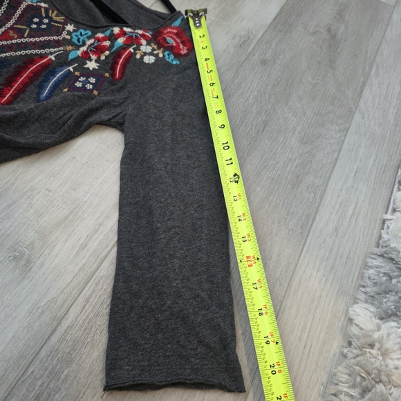 Johnny Was Embroidered Tunic Top Small Gray with Multicolor Accents - Picture 8 of 8